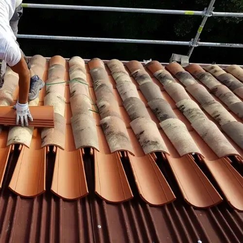 instalación de onduline bajo teja en Guadalajara